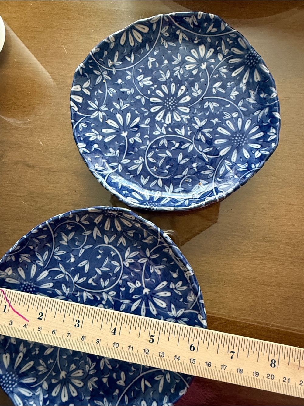 Blue Floral Stoneware Plate - Decorative Home Dining Plate great condition set 2